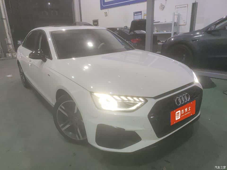 Audi A4L, 2022 3
