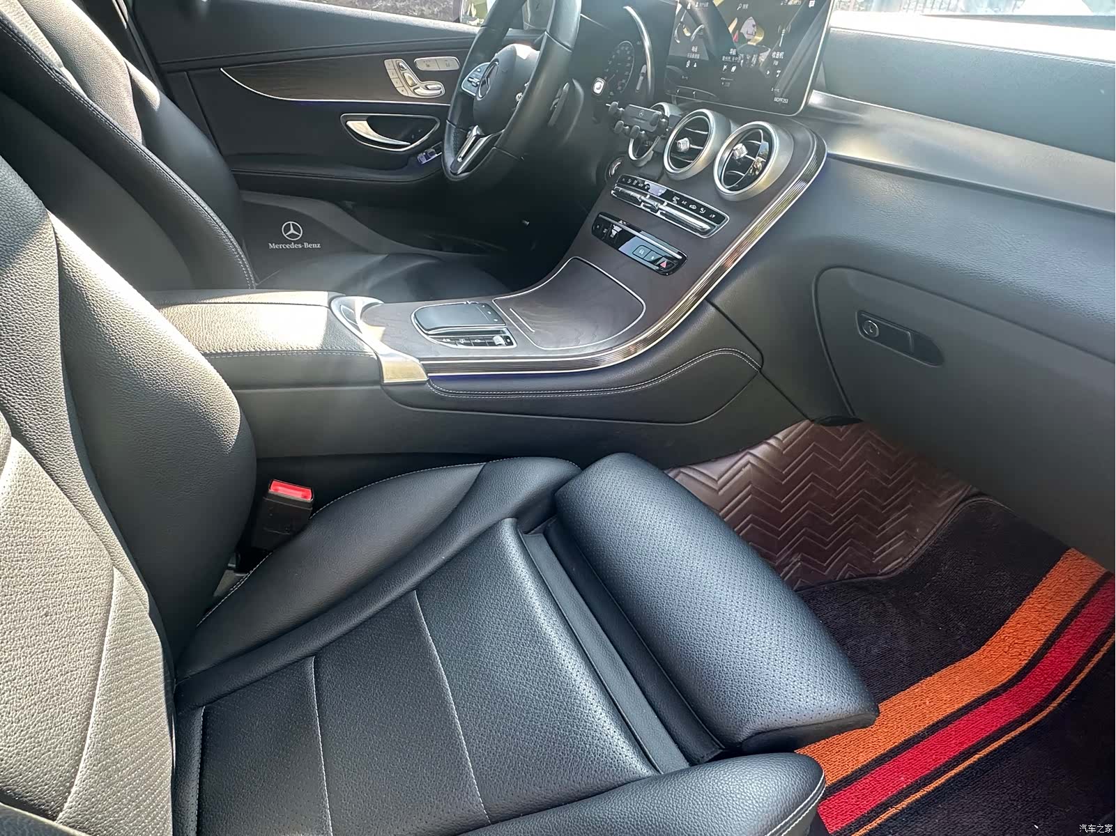 Mercedes-Benz GLC, 2022 10