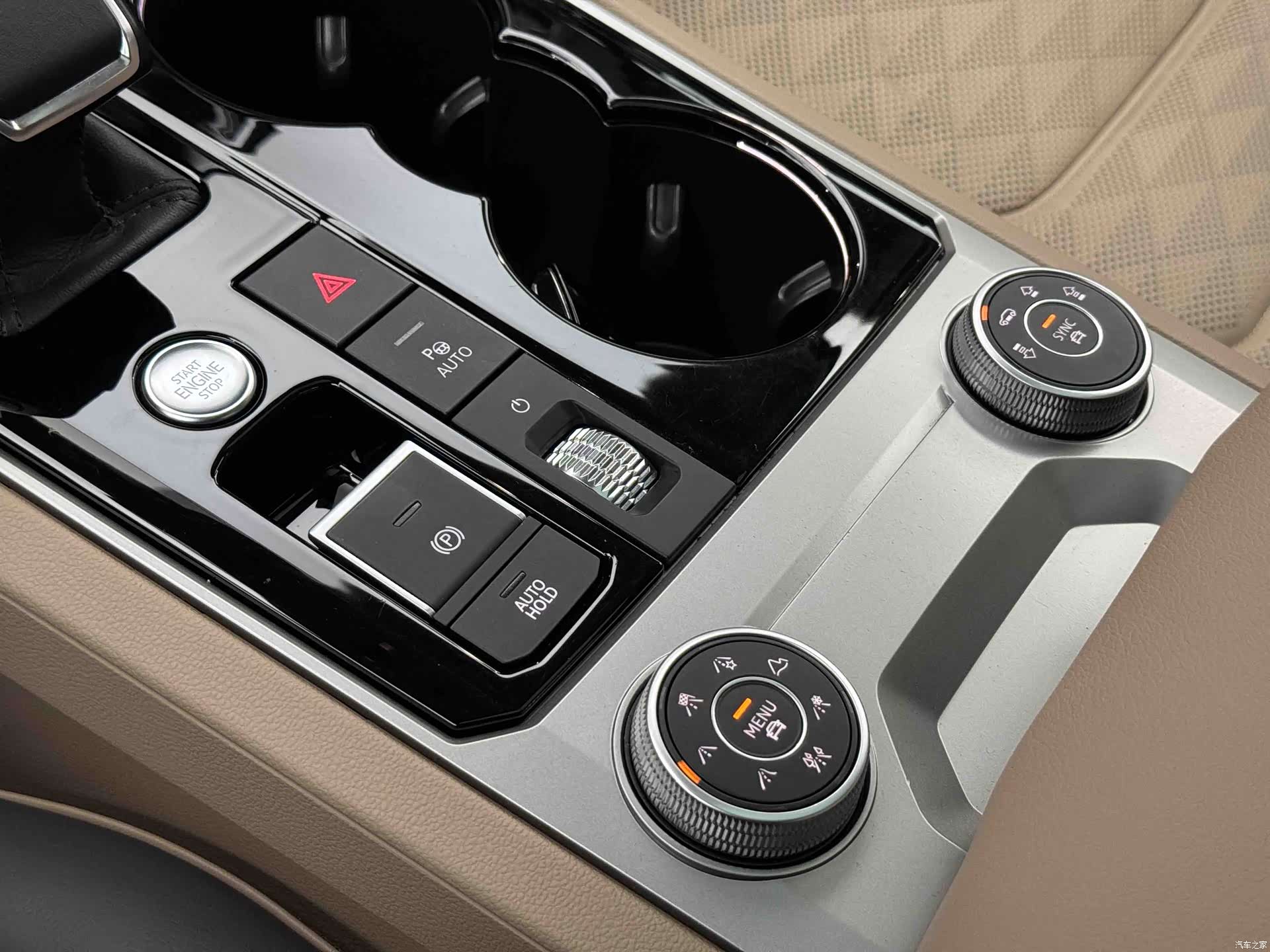 Volkswagen Touareg, 2021 12