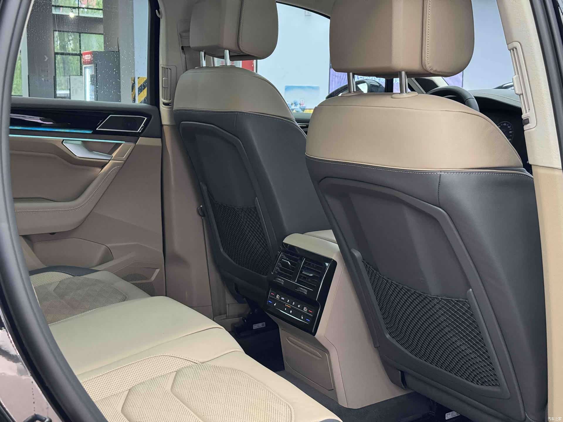 Volkswagen Touareg, 2021 16