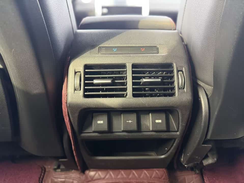 Land Rover Discover sports