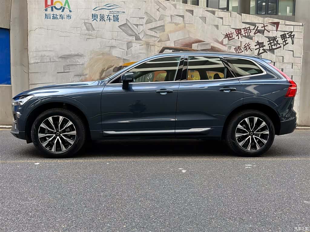 Volvo XC60, 2025 3