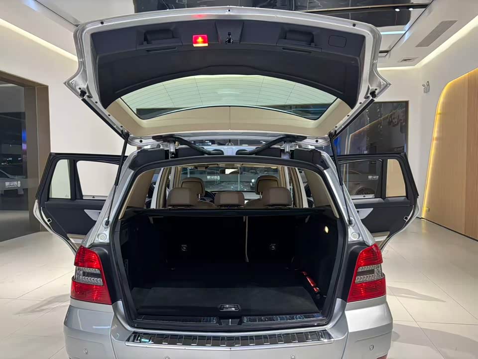 Mercedes-Benz GLK grade