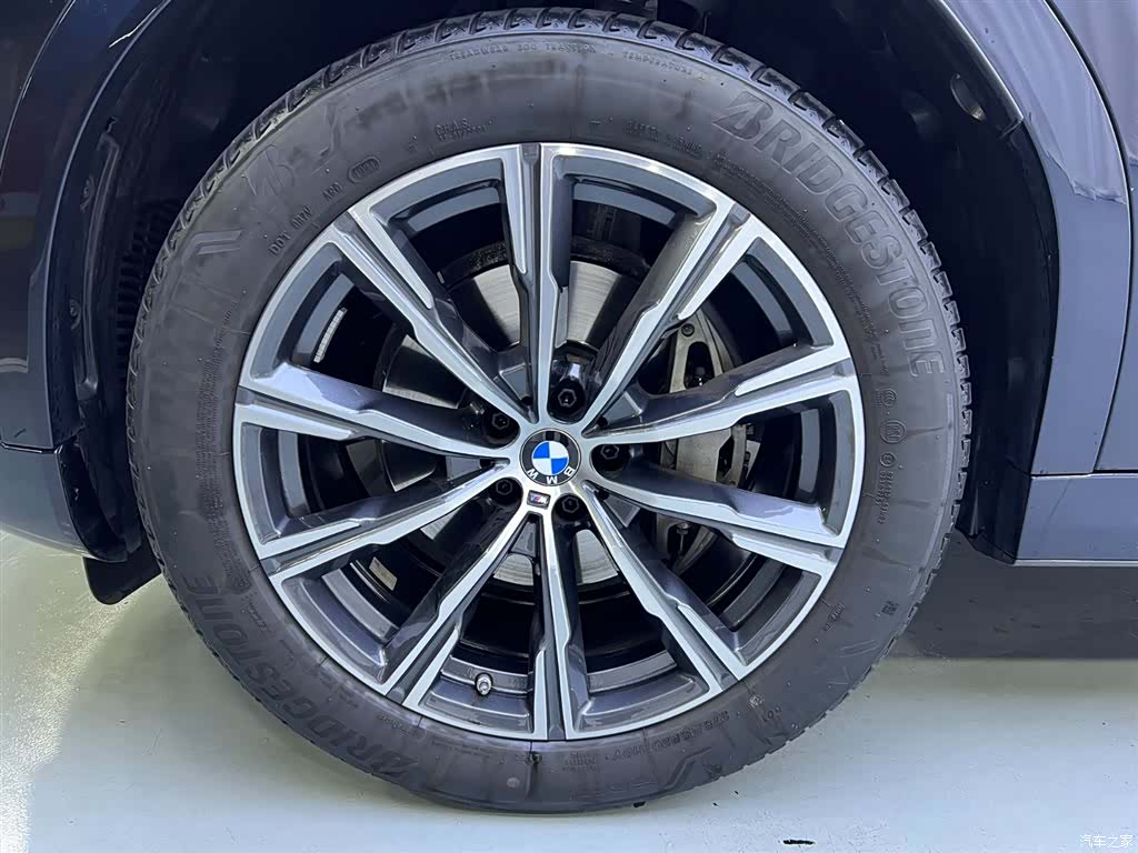 BMW X6, 2022 22