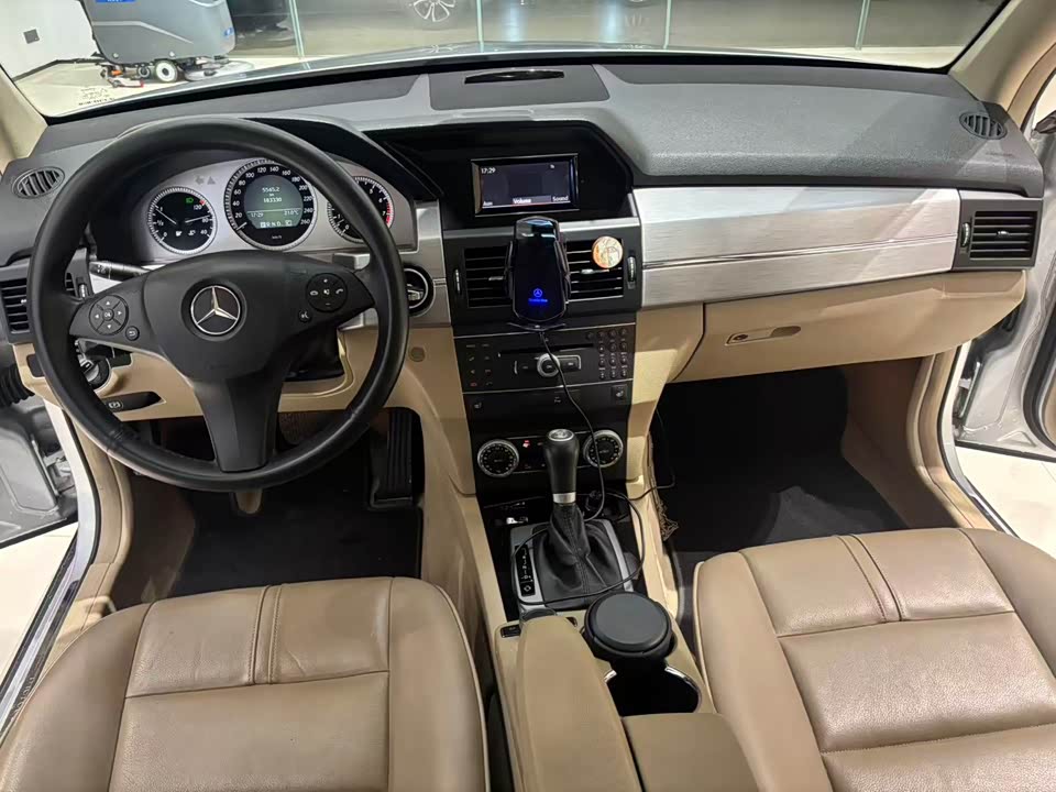 Mercedes-Benz GLK grade