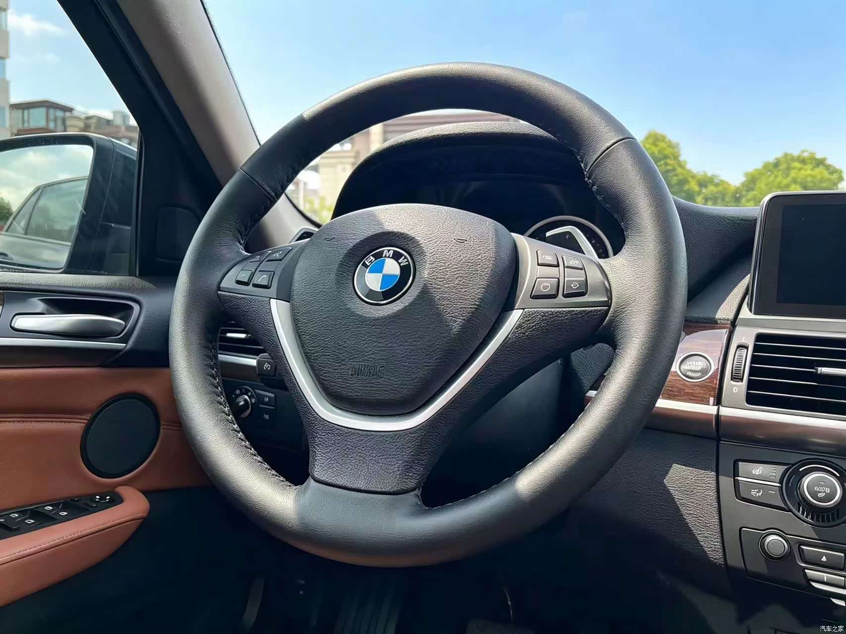 BMW X6, 2011 12