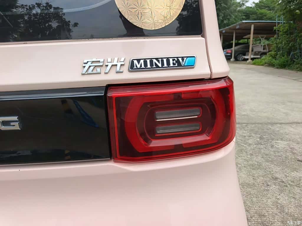 Wuling MINIEV, 2021 8