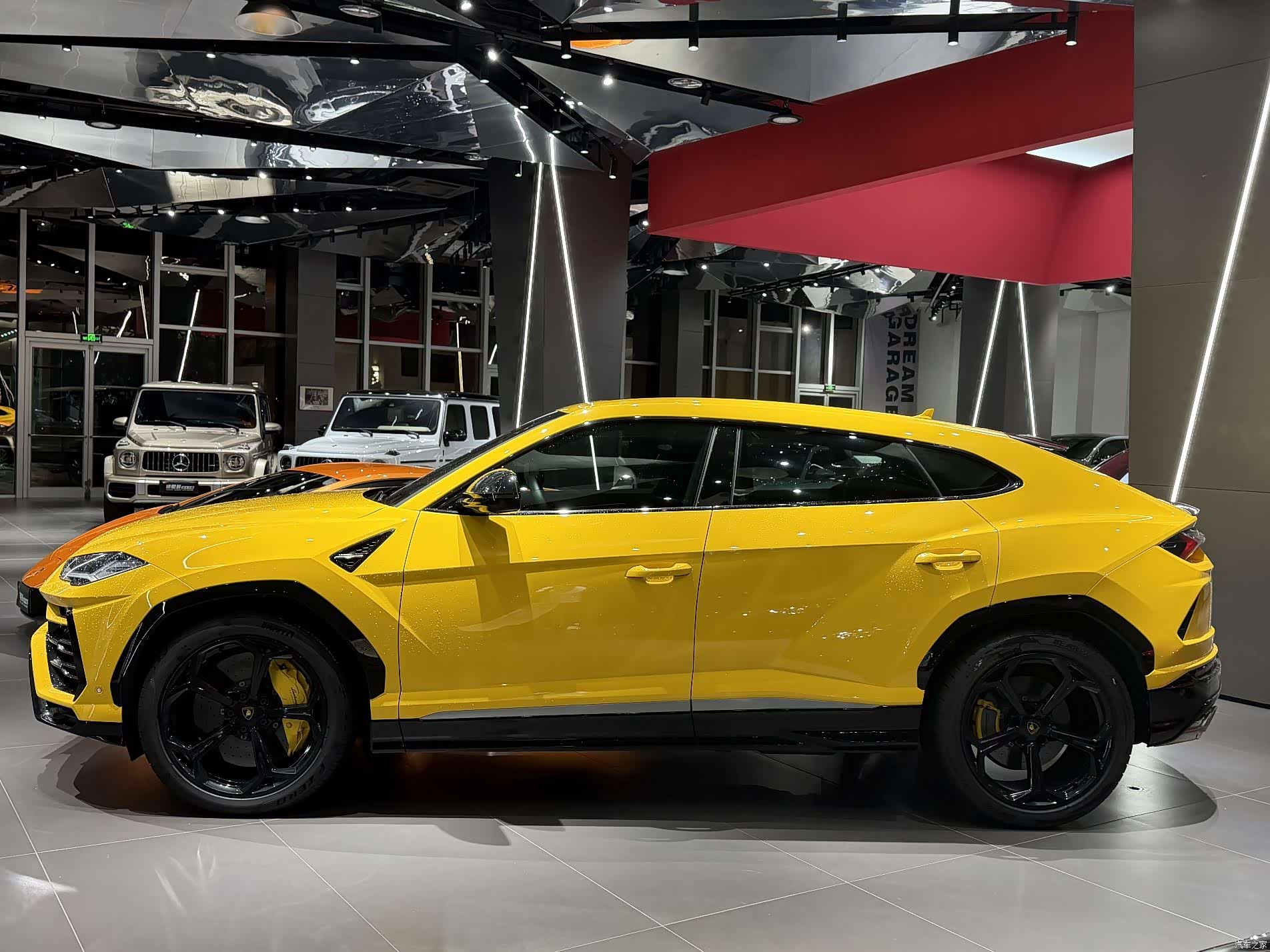 Lamborghini Urus, 2020 4