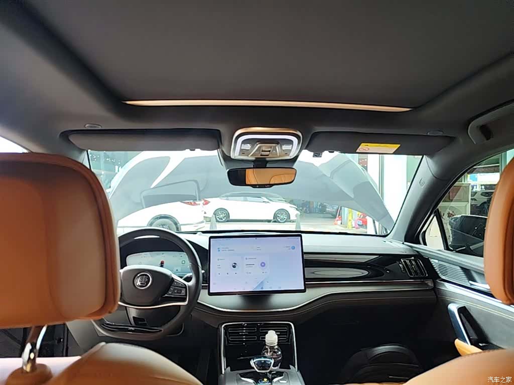 BYD Tang, 2023 14