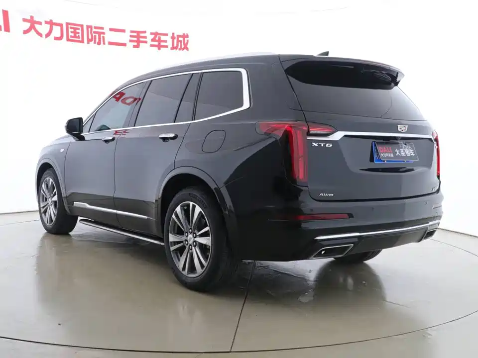 Cadillac XT6