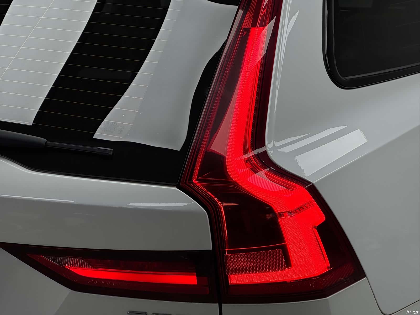 Volvo V90, 2018 11