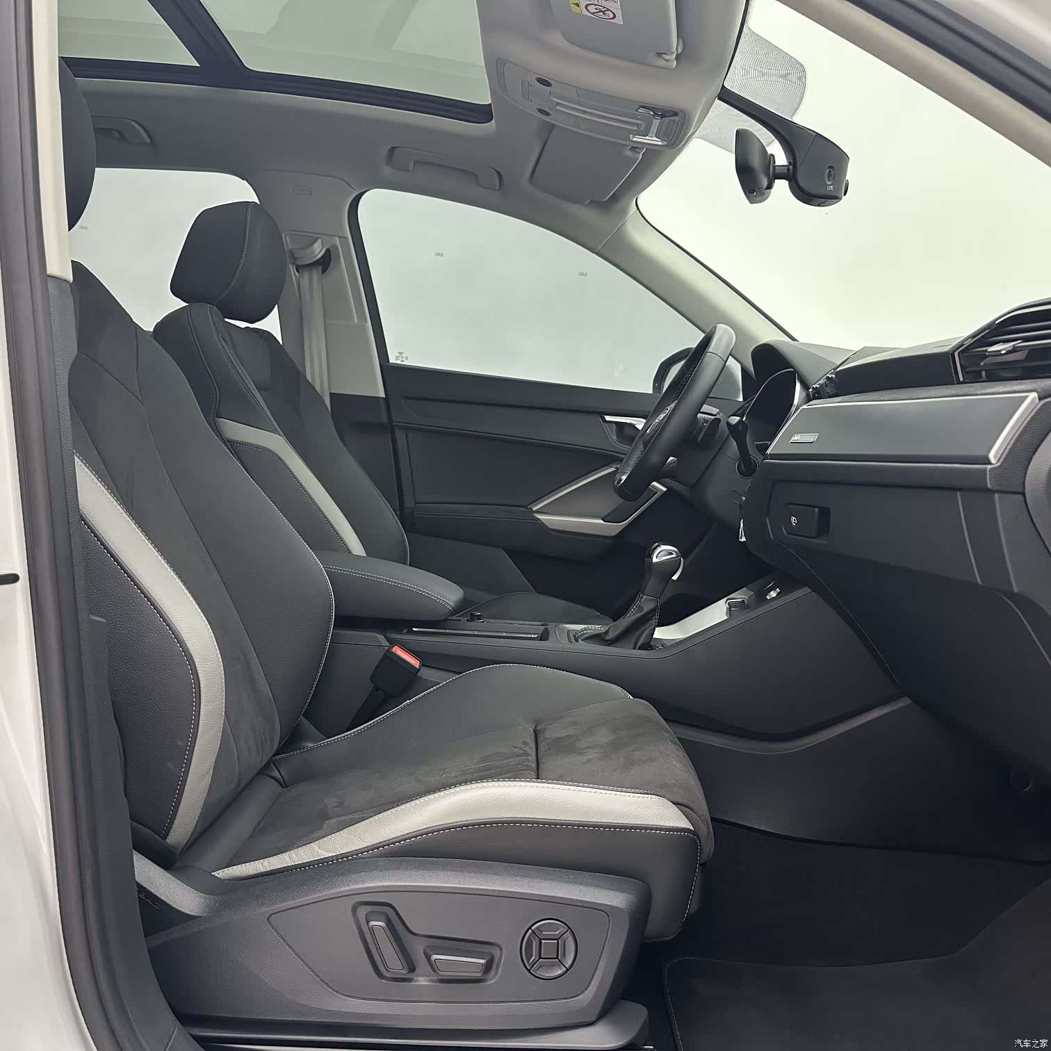 Audi Q3, 2022 7