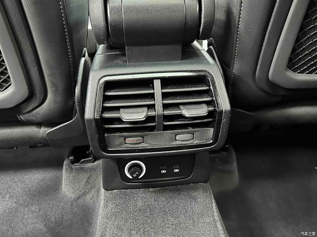 Audi Q3, 2022 15
