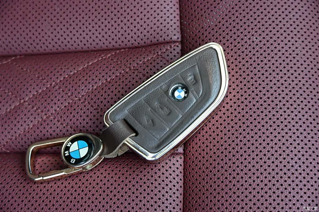 BMW 5 Series, 2024 38