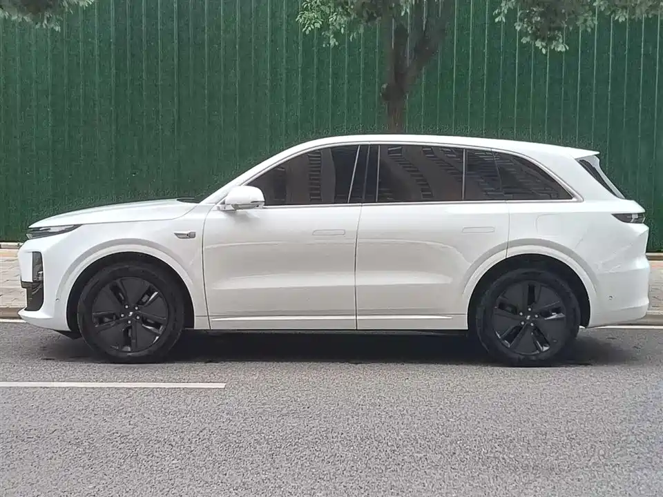 Li Auto Ideal L6