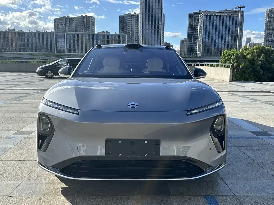 NIO ET9