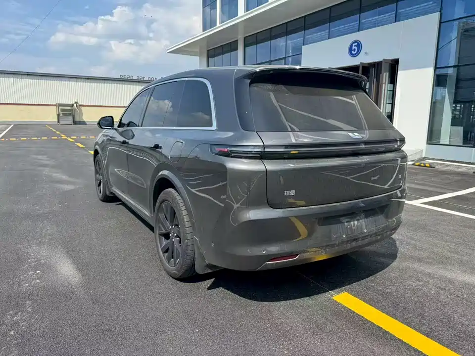 Li Auto Ideal L8
