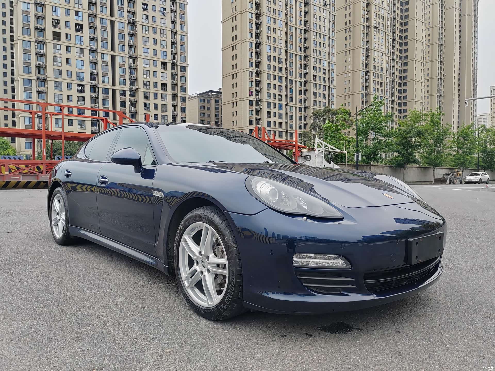 Porsche Panamera, 2011 3