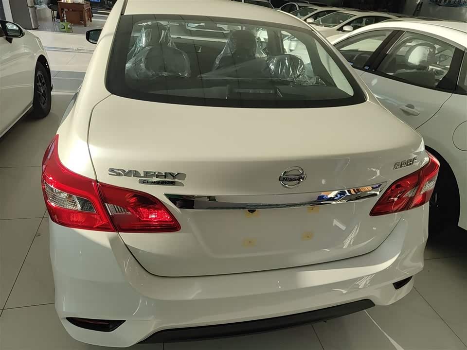 Nissan Xuan Yi