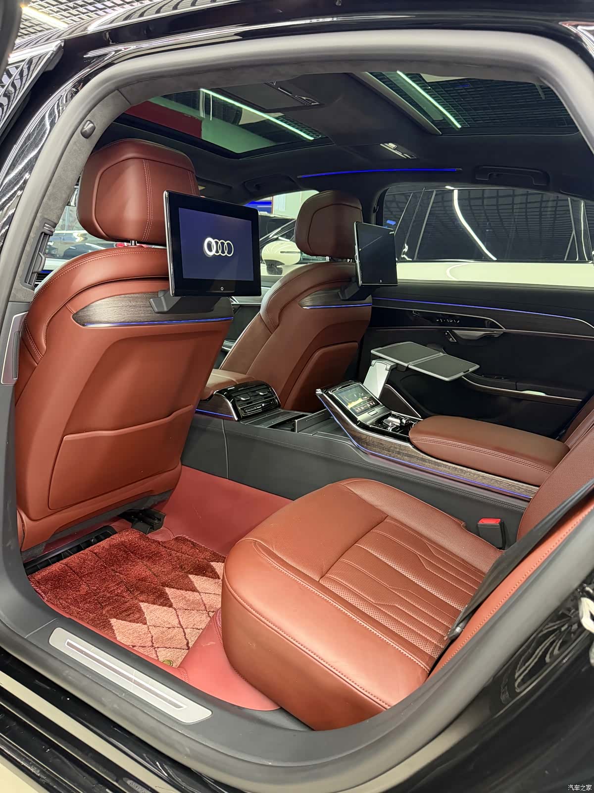 Audi A8L, 2021 10