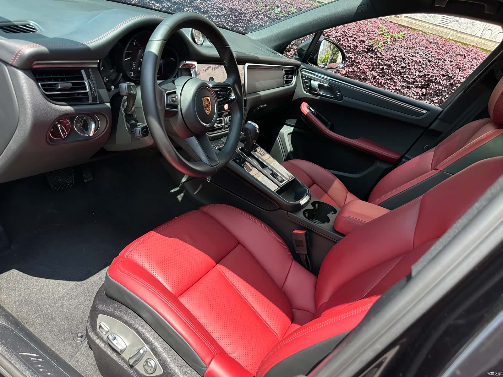 Porsche Macan, 2022 4