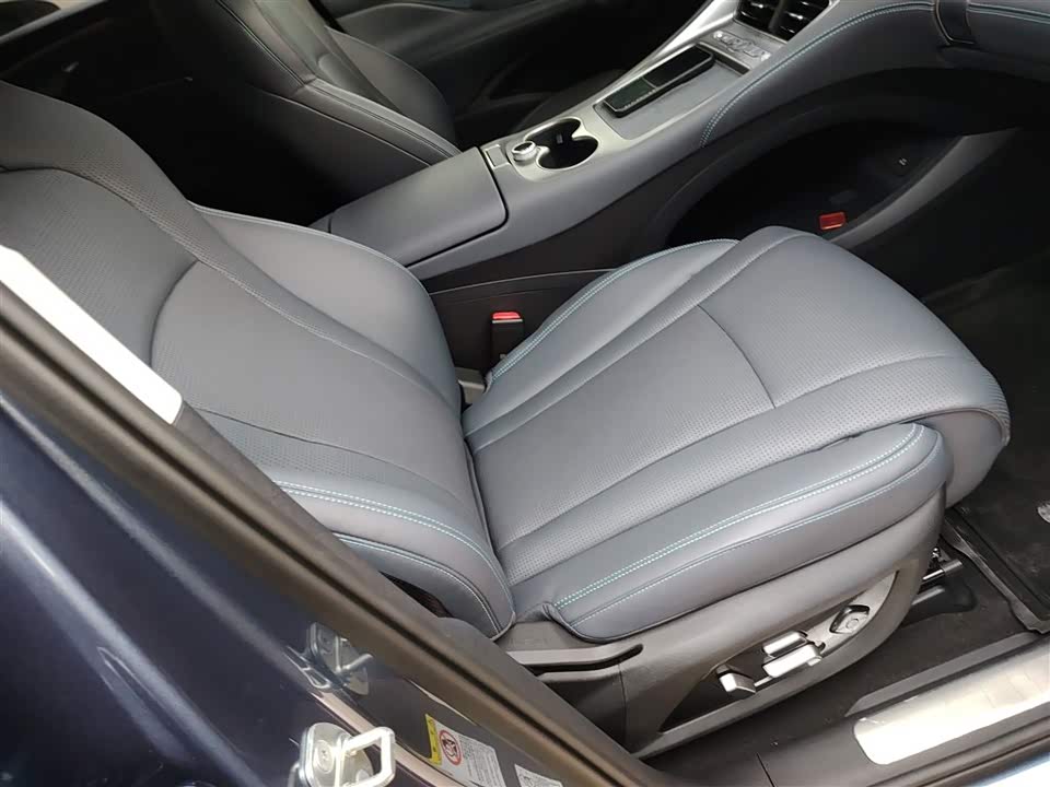 BYD Sea Lion 07 DM-i