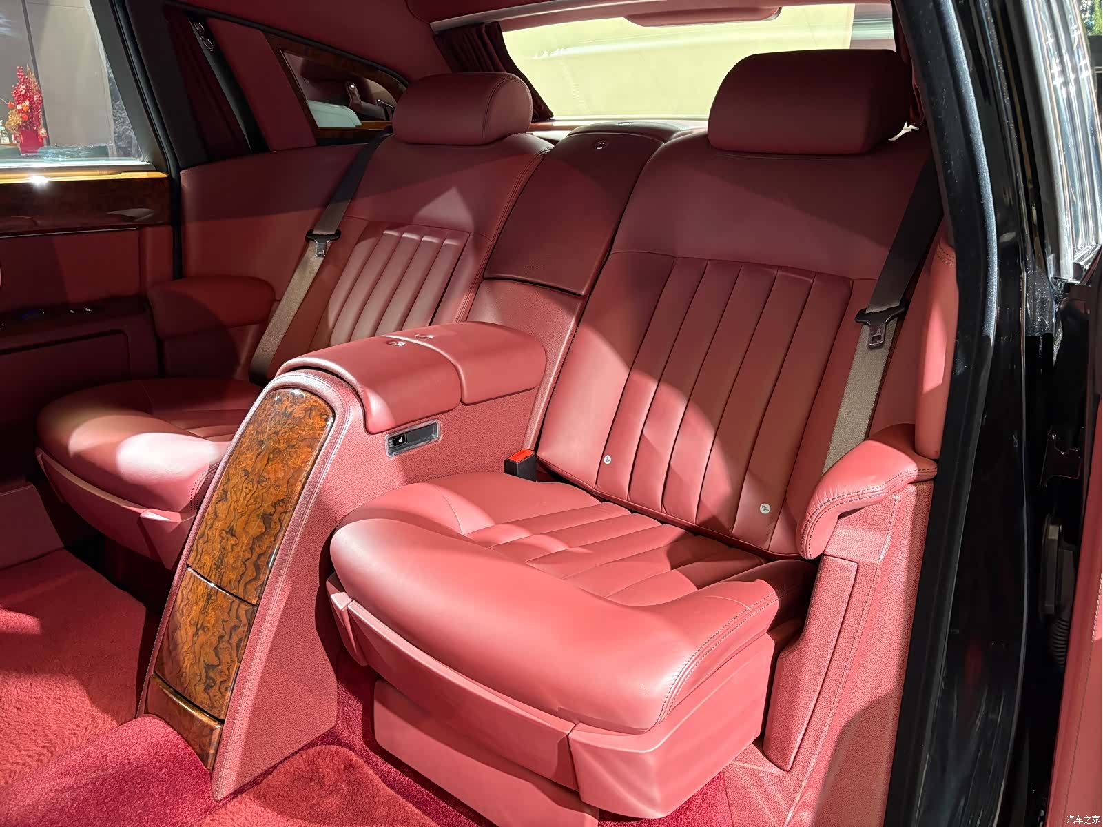 Rolls-Royce Phantom, 2012 19