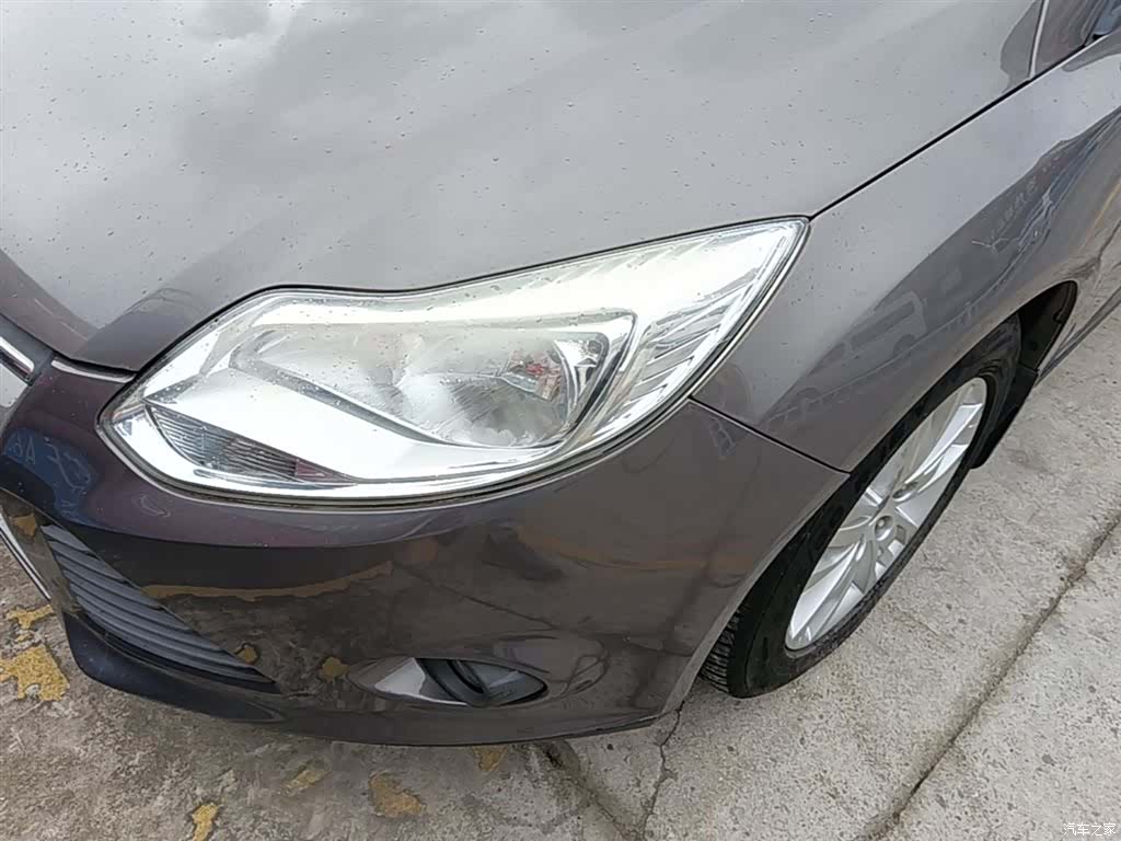 Ford Focus, 2015 24