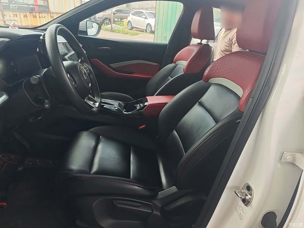 MG MG5, 2021 15