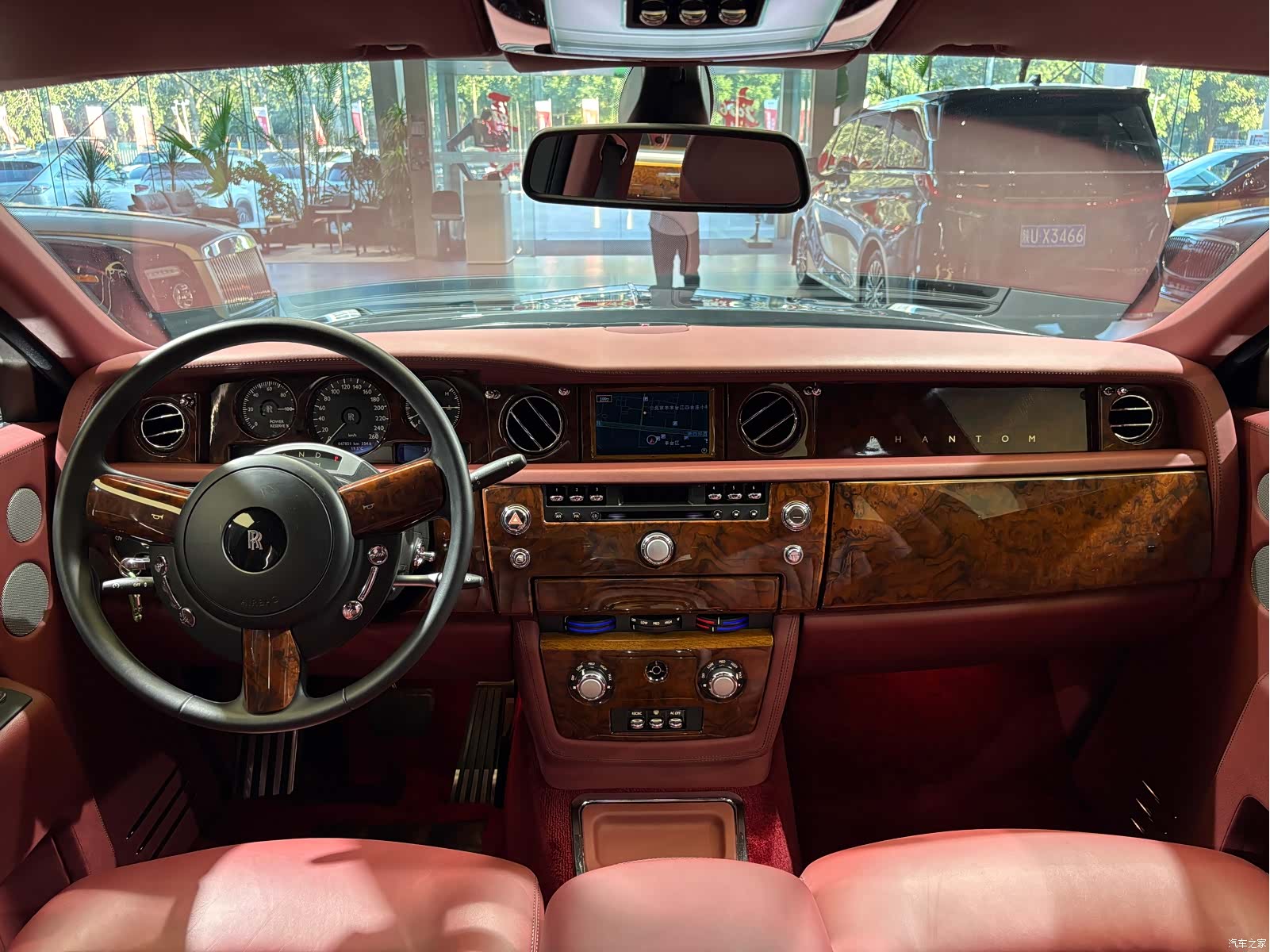 Rolls-Royce Phantom, 2012 14