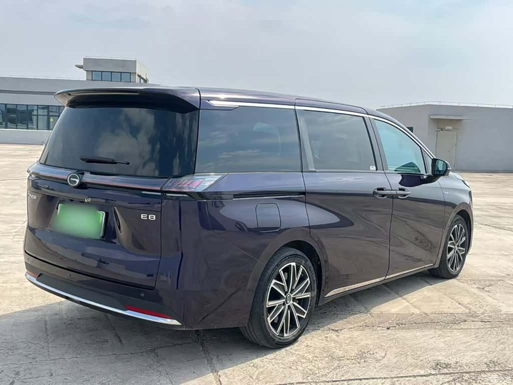 Trumpchi E8, 2024 23