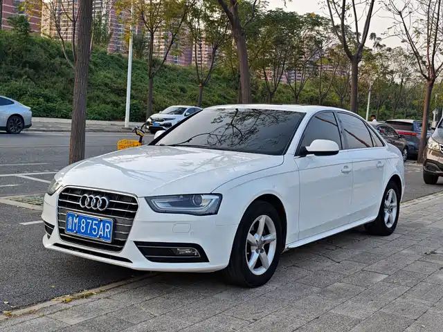 Audi A4L 2014 — купить из Китая под заказ