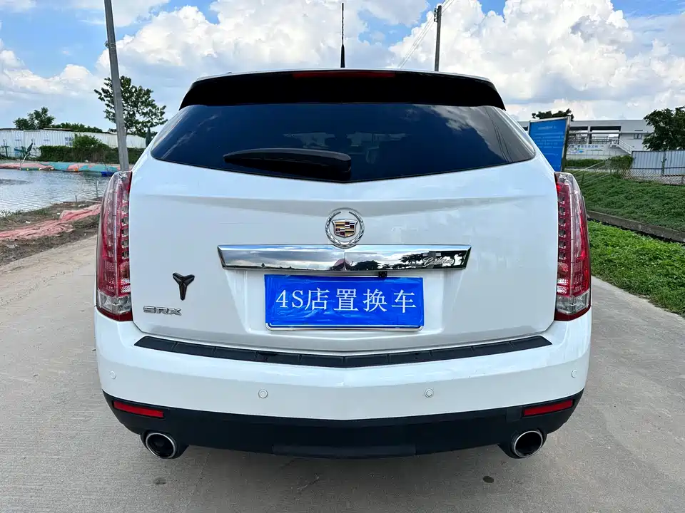 Cadillac SRX