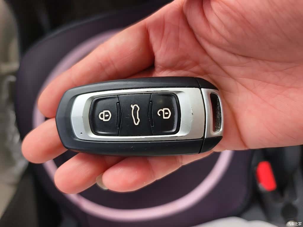 Geely Panda, 2025 9