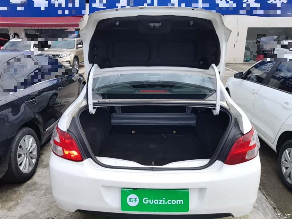 Peugeot 301, 2016 18