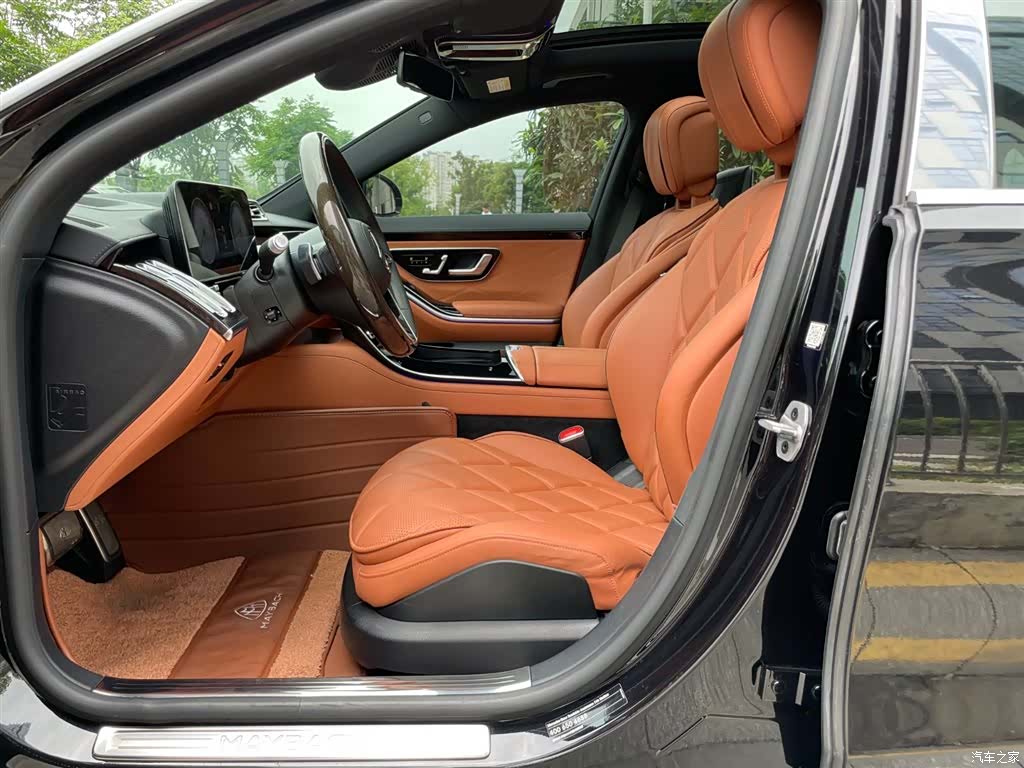 Maybach S-Class, 2023 7
