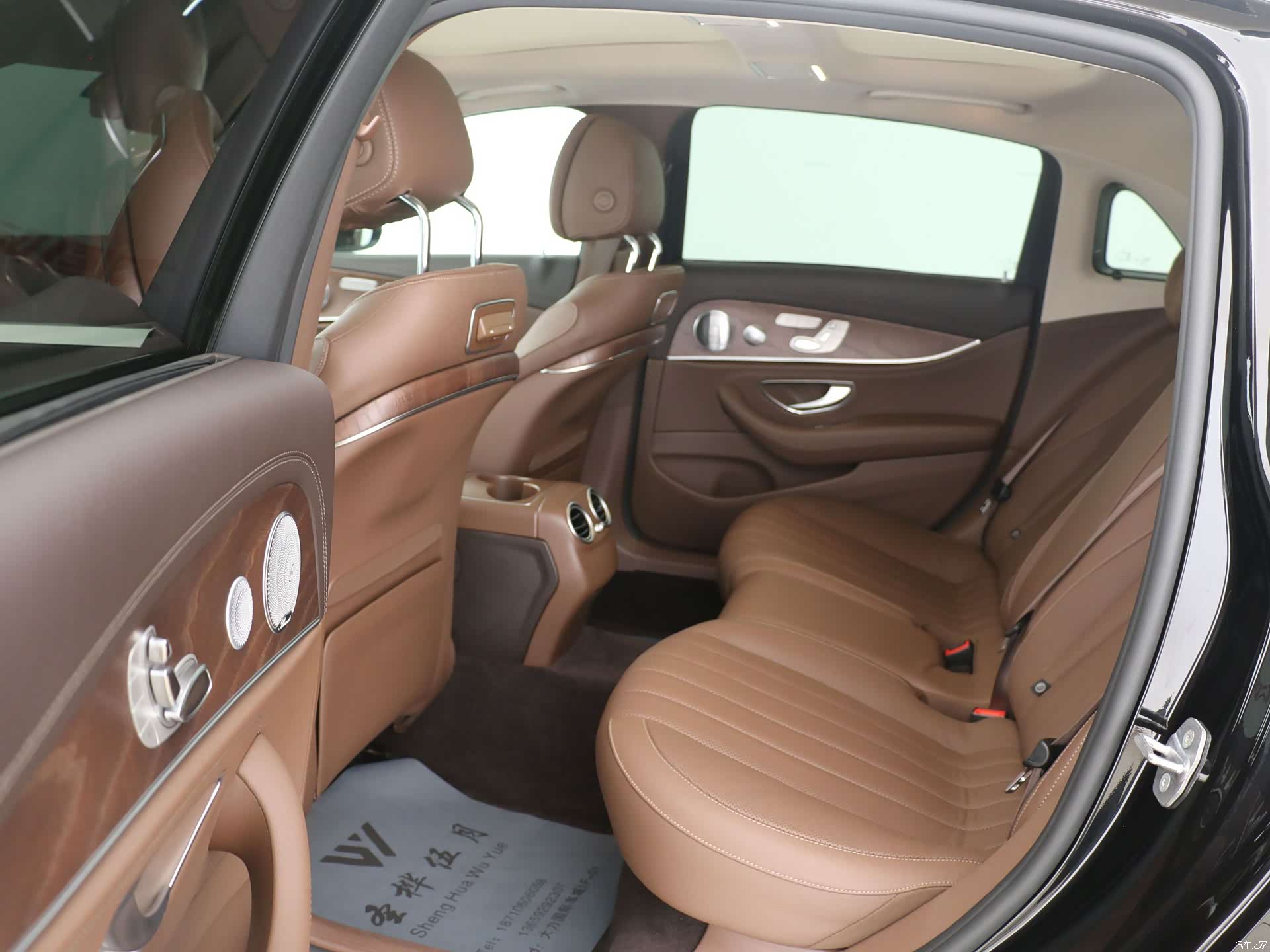 Mercedes-Benz E-Class, 2020 10