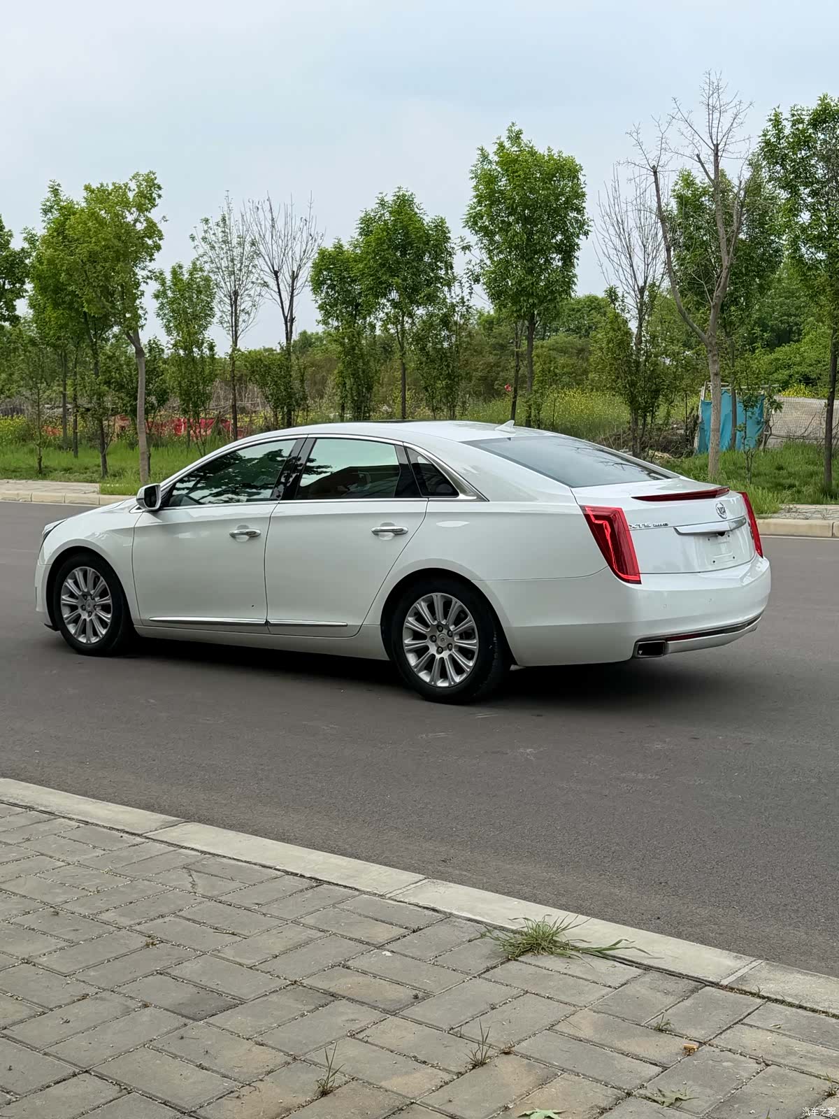 Cadillac XTS, 2016 4