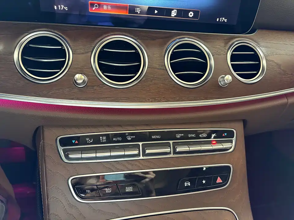 Mercedes-Benz E-class Mercedes-Benz E-class