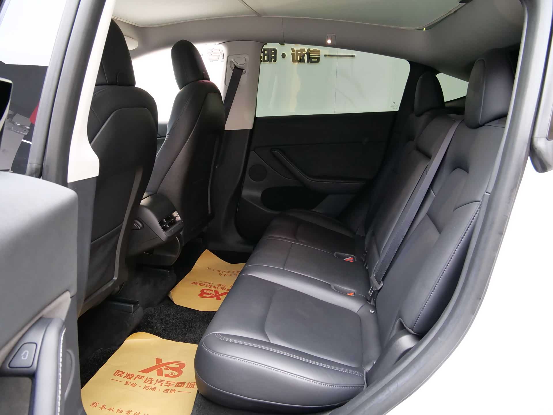 Tesla Model Y, 2021 19