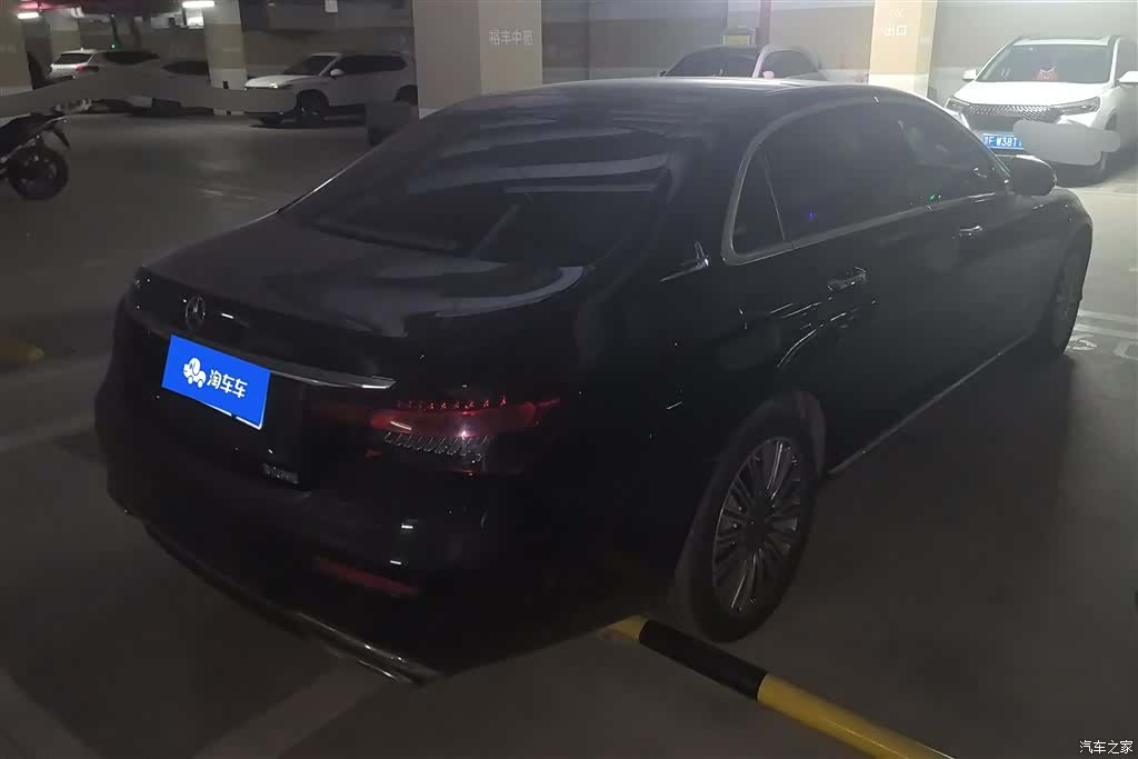 Mercedes-Benz E-Class, 2022 3