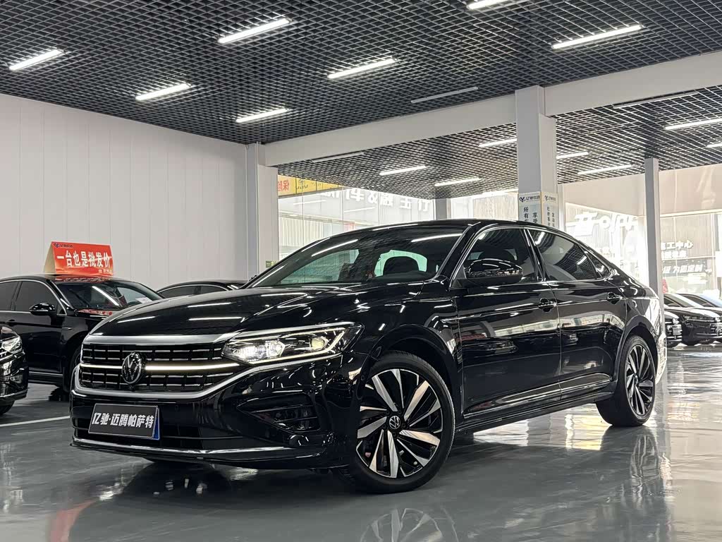 Volkswagen Passat 2024 380TSI