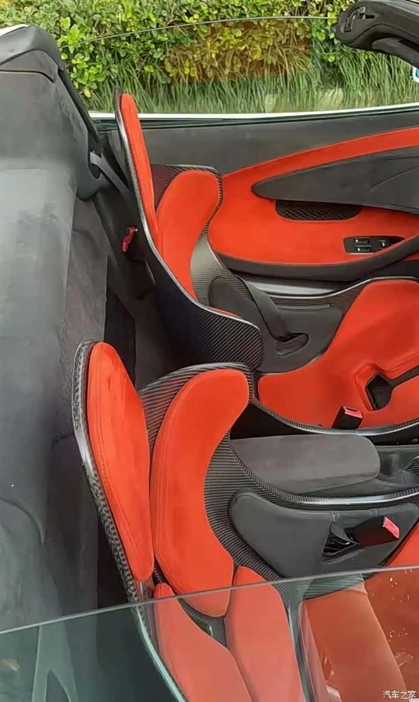 McLaren 600LT, 2020 6