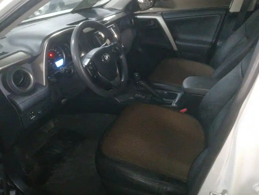 Toyota RAV4 Rongfang