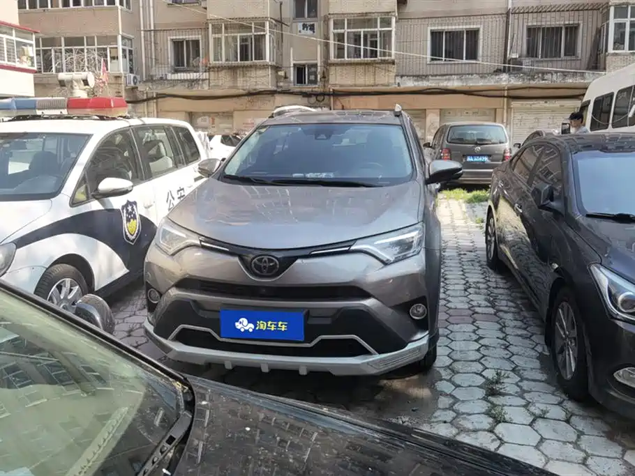 Toyota RAV4 Rongfang
