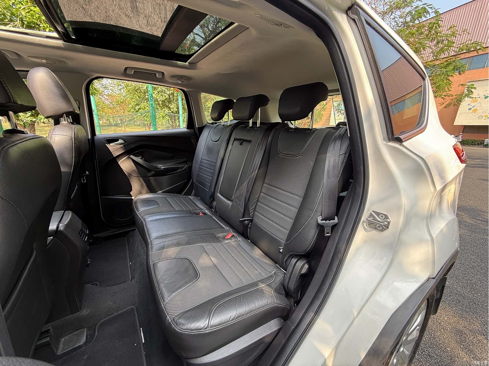 Ford Kuga, 2016 8