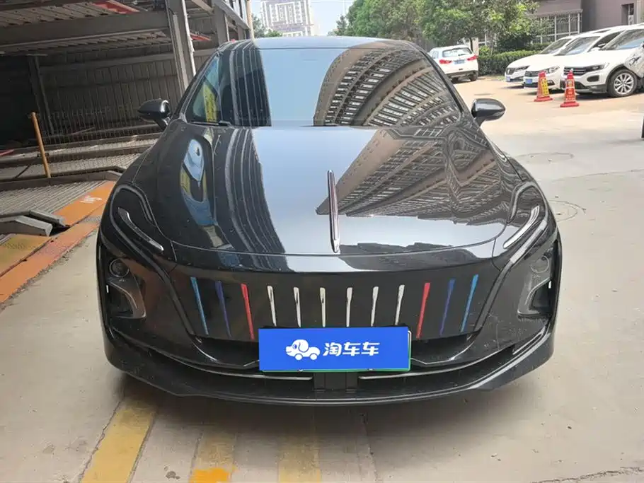 Hongqi E-QM5 Hongqi E-QM5