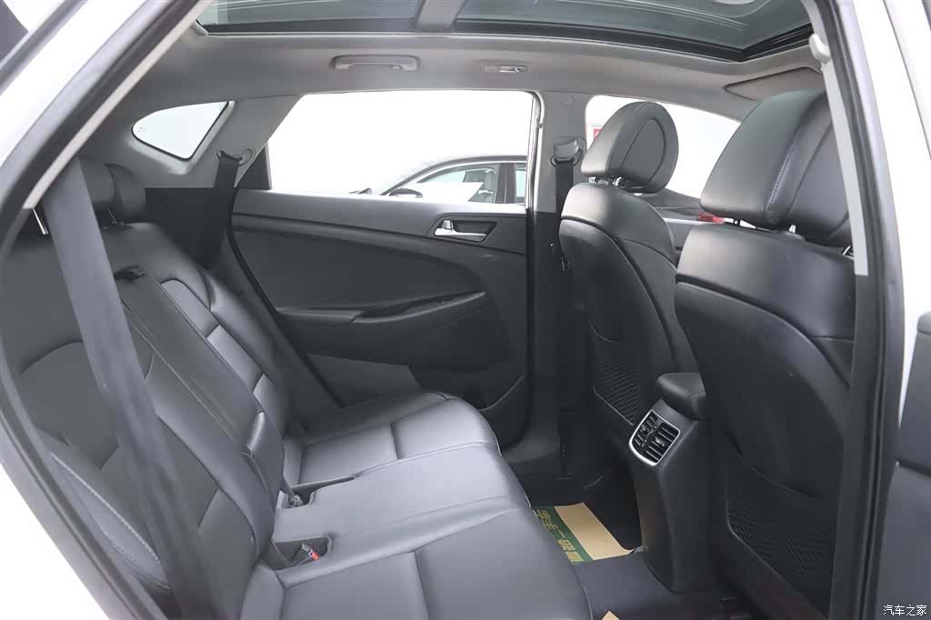 Hyundai Tucson, 2017 15