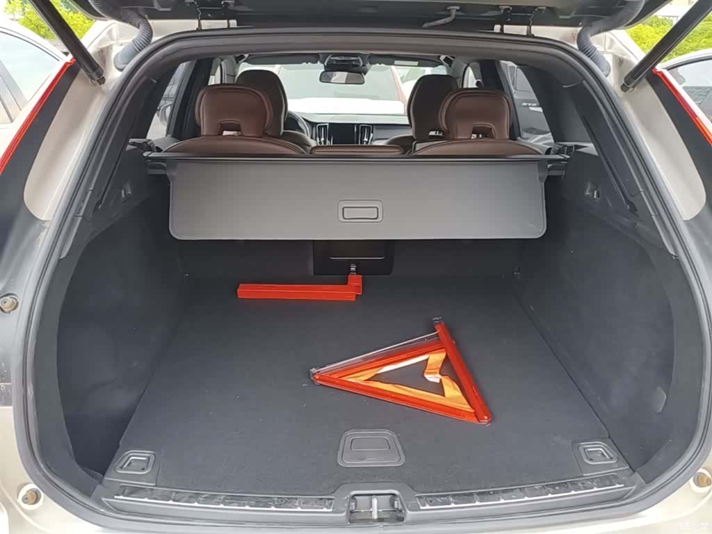 Volvo XC60, 2020 19