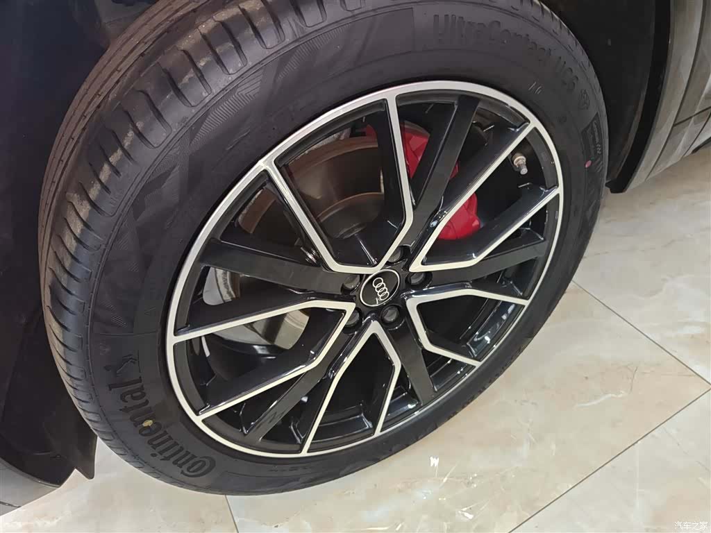 Audi Q5L, 2024 25